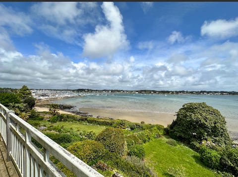 Beach access villa