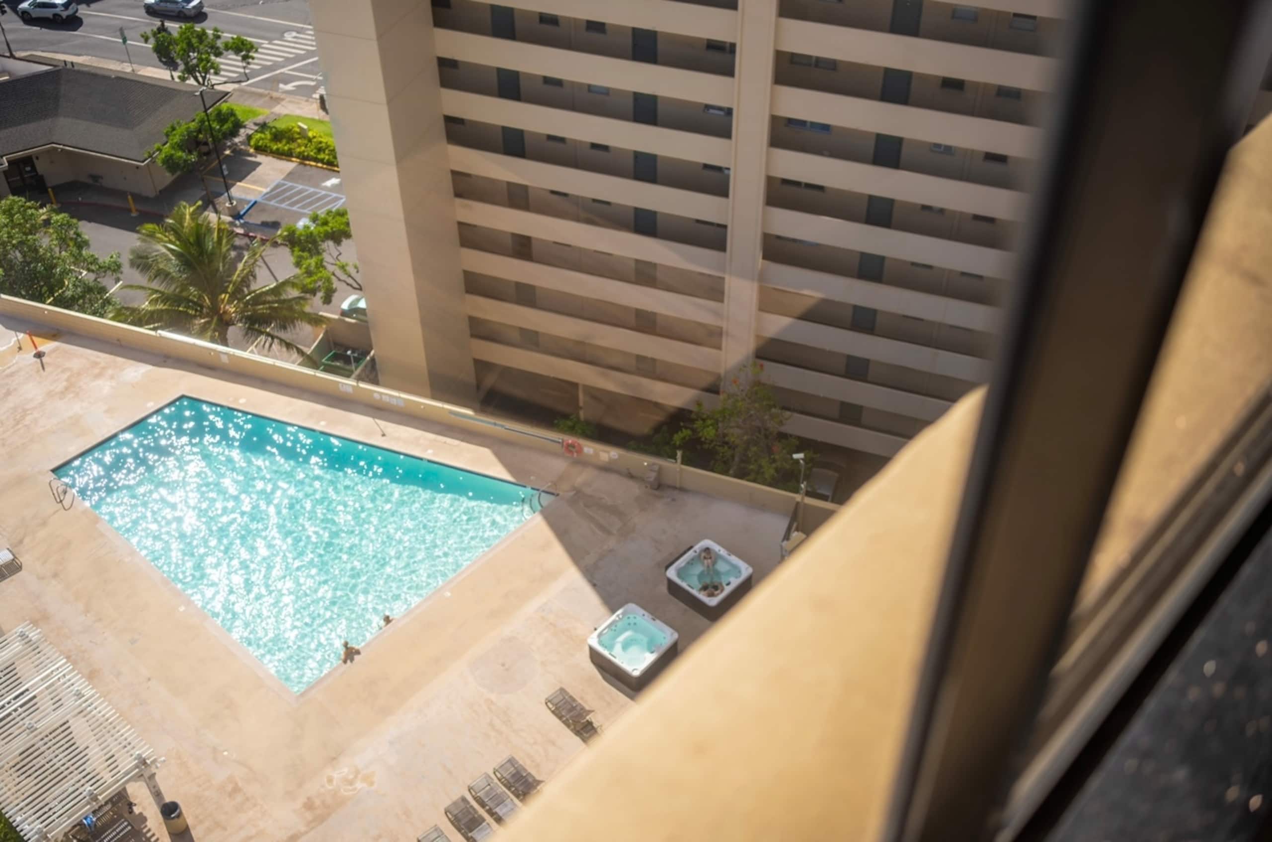 Waikiki Studio&Ocean View&Walk to Beach&Renovated - Image 8