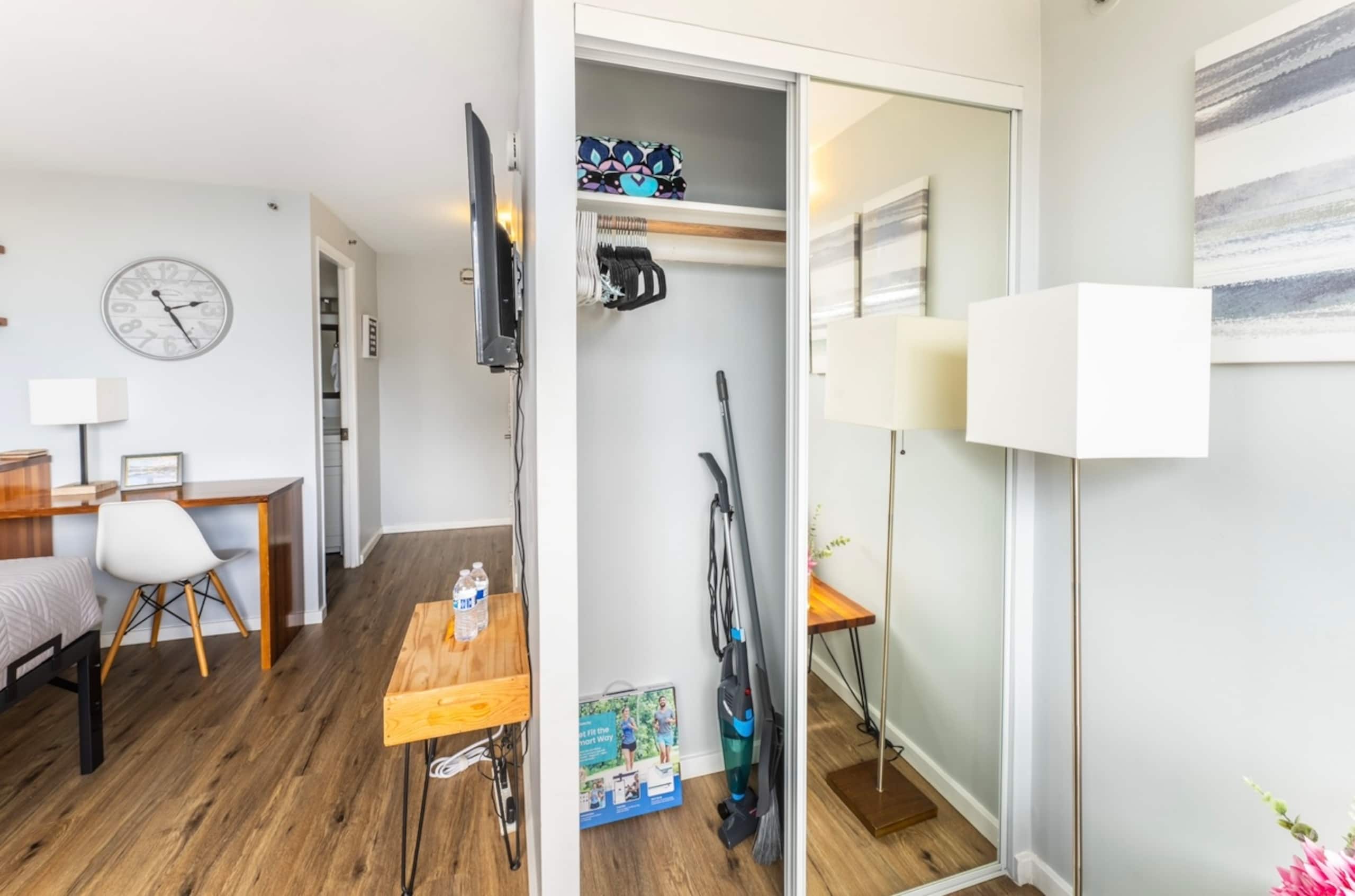 Waikiki Studio&Ocean View&Walk to Beach&Renovated - Image 12