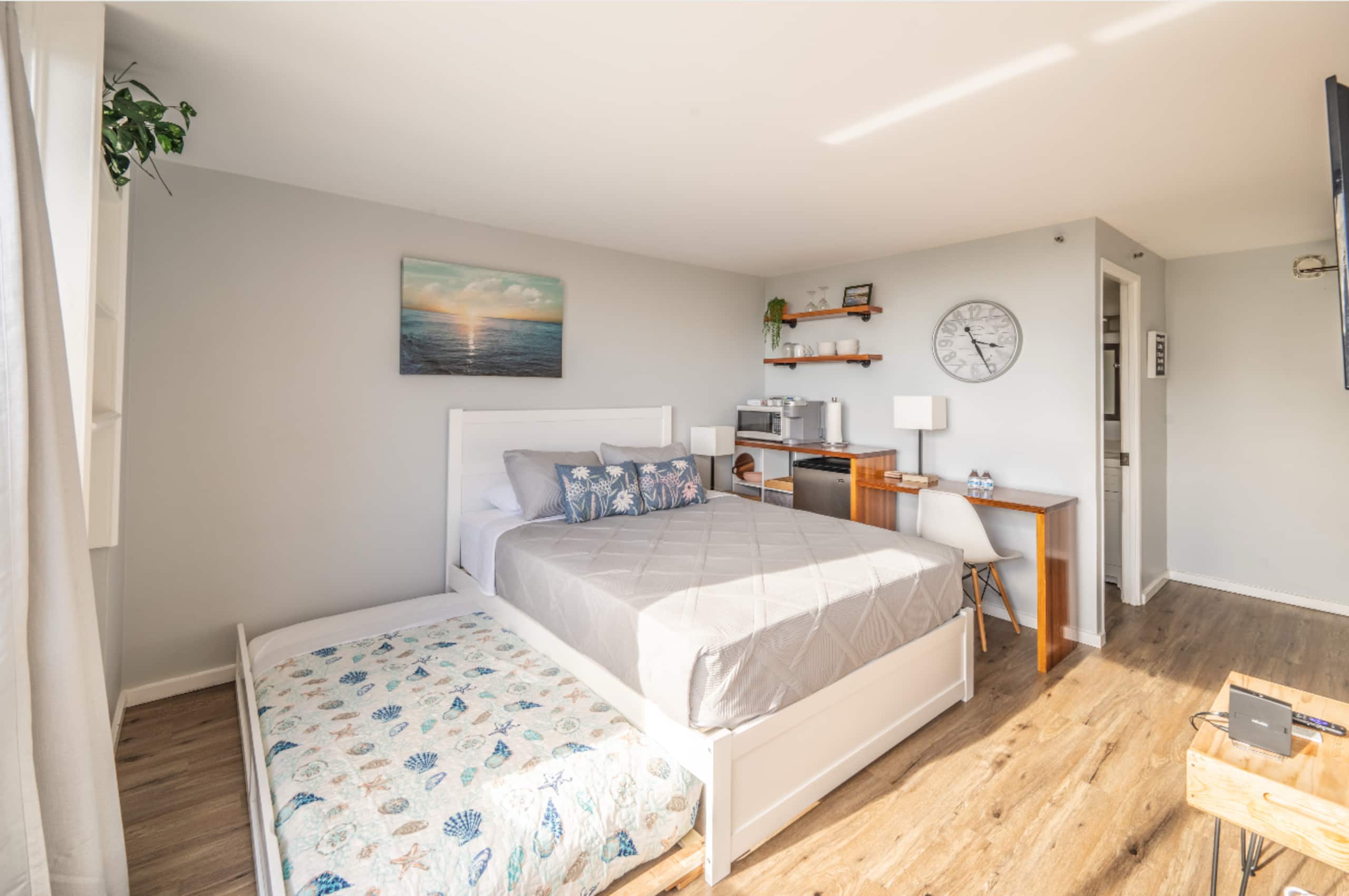Waikiki Studio&Ocean View&Walk to Beach&Renovated - Image 14