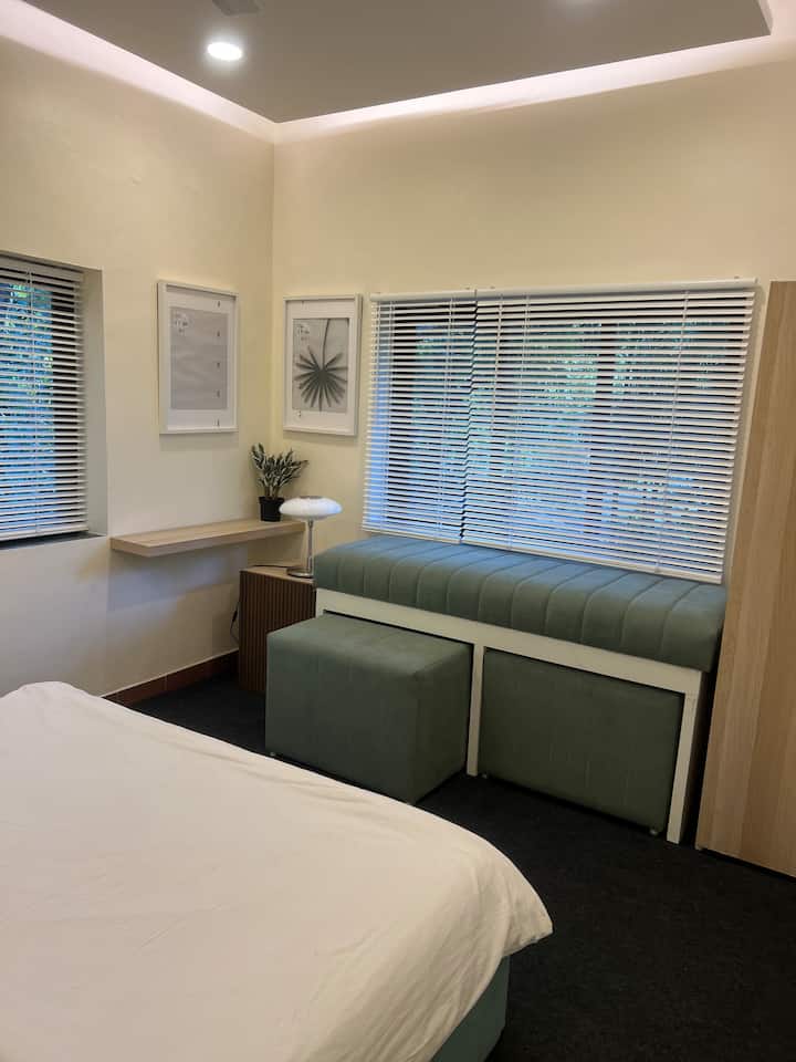 Bedroom 1 image 1