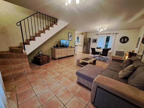 Successful Airbnb property: Entire house with garden in Alès