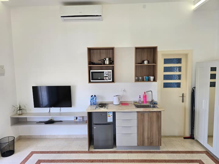Downtown Living | Scenic Urban Suite - No.7 - Amman