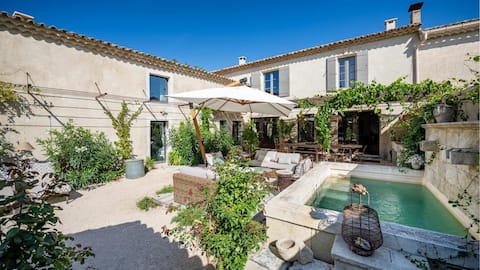 A little gem of a Provencal farmhouse