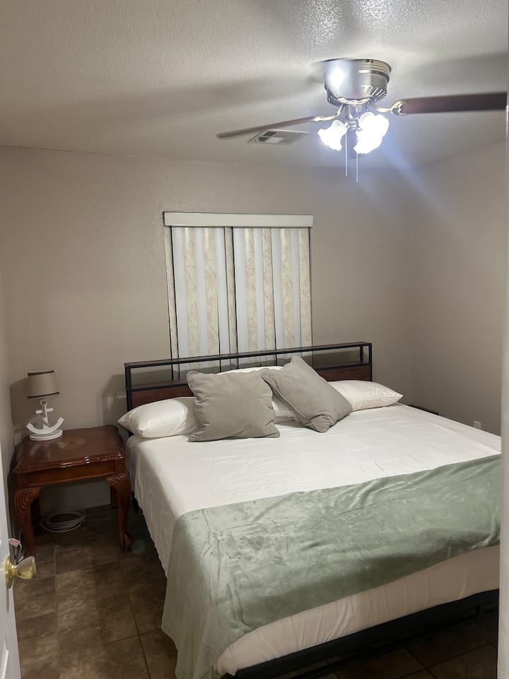 საძინებელი 3