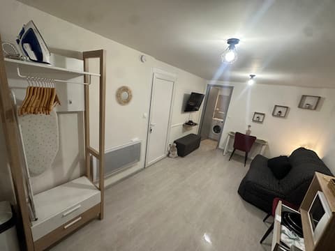 Propriété Airbnb réussie: Quiet, close to the center à Meaux