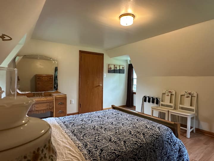 Bedroom 8