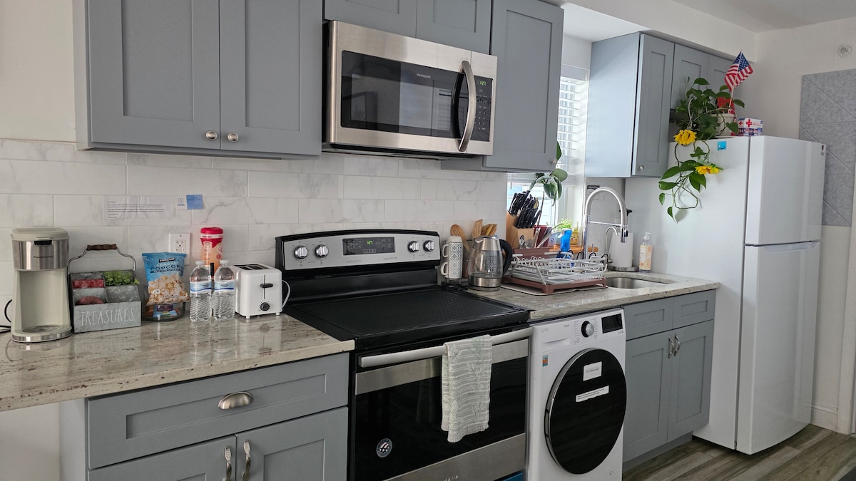 Modern Apartment Suite