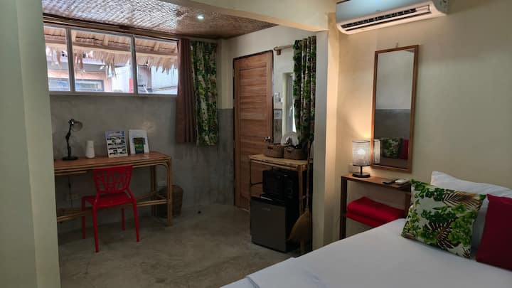 Picado Studio, Warm And Intimate - El Nido