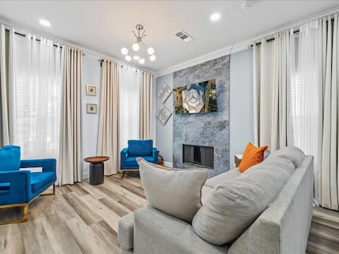 Top Airbnb: 3 Bedroom Luxury Townhouse in Peoplestown