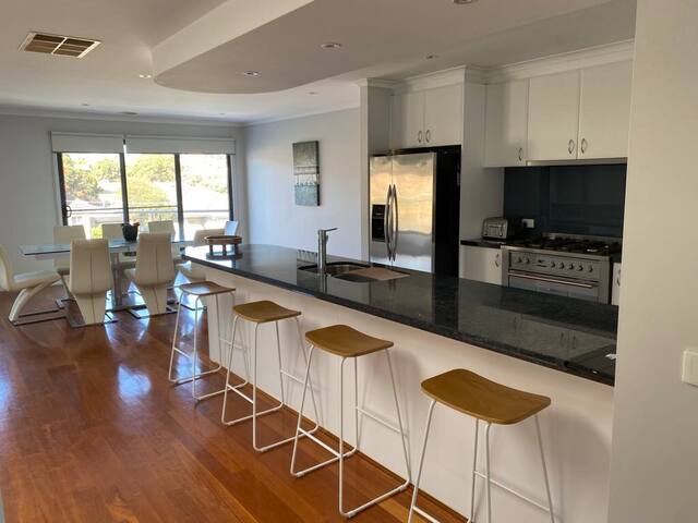 Silver Ball House gallery image 4