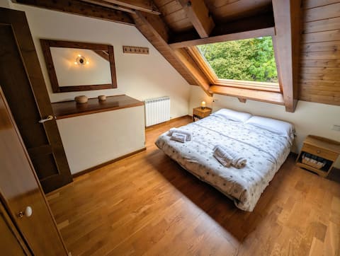 Duplex + loft with views, Wi-Fi and garage in Boí