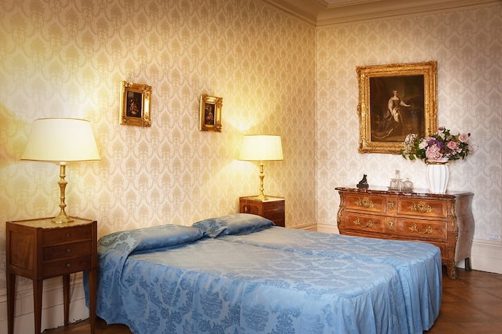 Chambre D'hôtes Château Classé - Chambre Balcon - Pont-d'Ain
