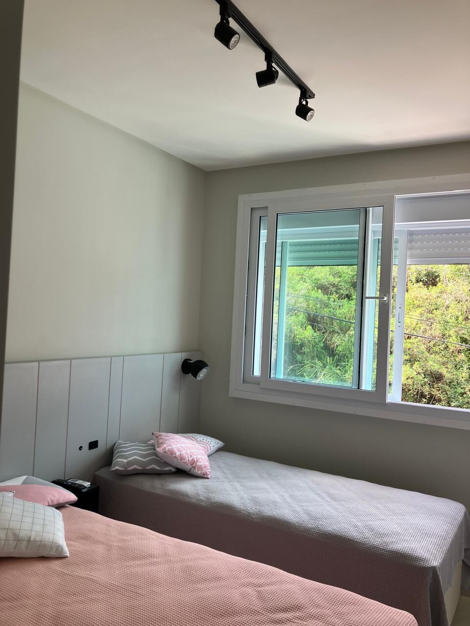 غرفة النوم 2