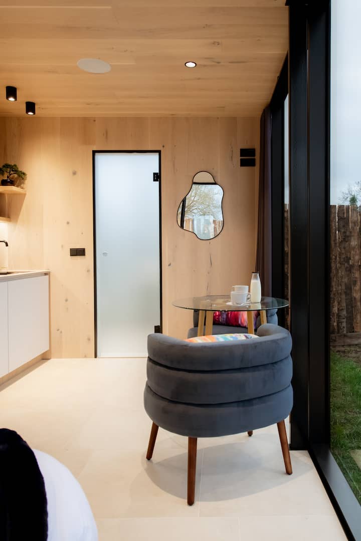 Sunrise - Lough Neagh Mirror Houses - Belfast International Airport (BFS)