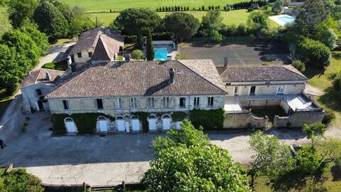Domaine Branda – Large group gîte in Bordeaux