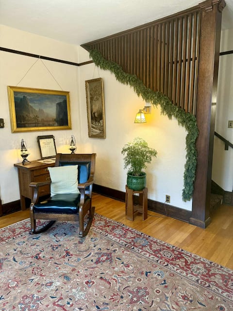 Popular Airbnb listing: The Historic Benham-Johnston Bungalow in Sheridan