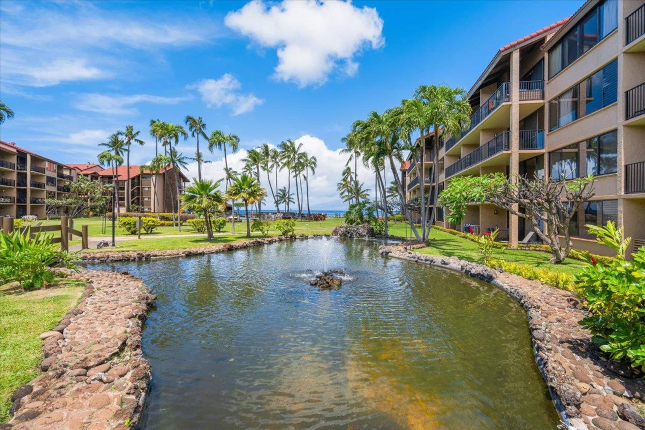 Condo in Lahaina · ★4.91 · 1 bedroom · 2 beds · 1 private bath - Image 16