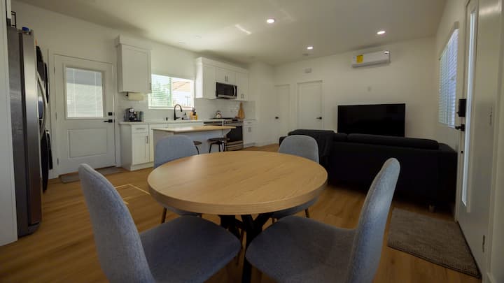 Luxury Home 11 Min From Disney Family Friendly - Tustin, CA