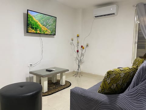Successful Airbnb property: Apartment 1 La Merced first floor Cali in Urbanización La Merced
