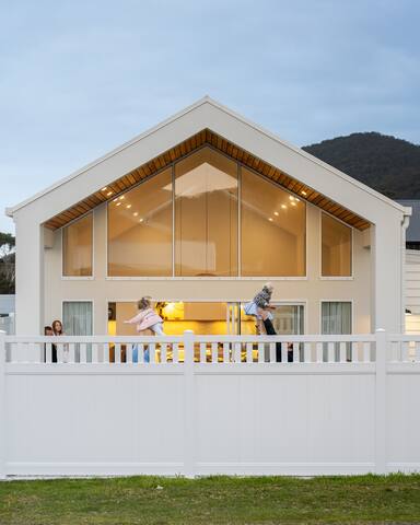 Sol. at Sisters Beach – Luxury Accommodation