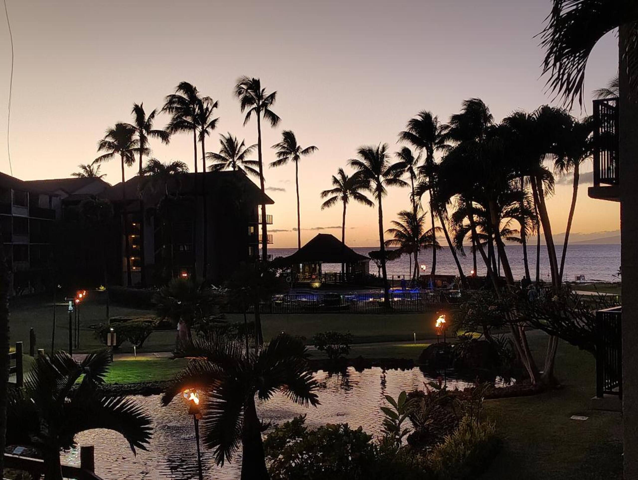 Condo in Lahaina · ★4.86 · 1 bedroom · 1 bed · 1 bath - Image 36