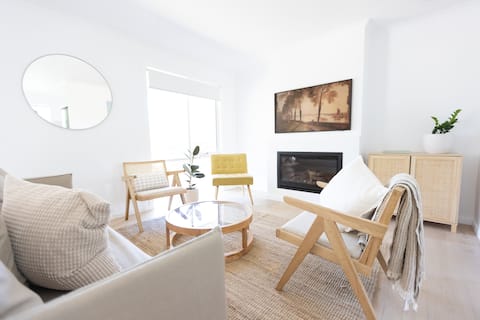 Popular Airbnb listing: Cosy Coastal Cottage - Backbeach in Rye