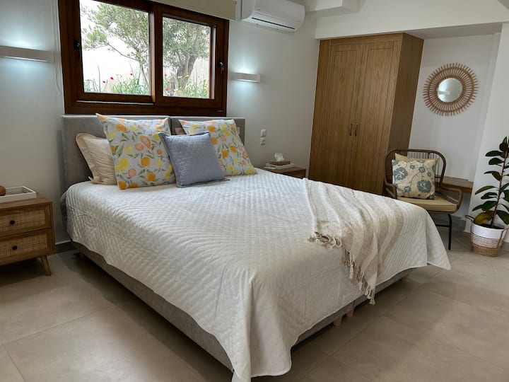 Naše izby majú ortopedické matrace King a bavlnené bambusové austrálske obliečky pre vaše pohodlie.