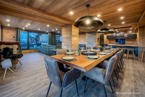 The 180 apartment sleeps 12 in the heart of the resort