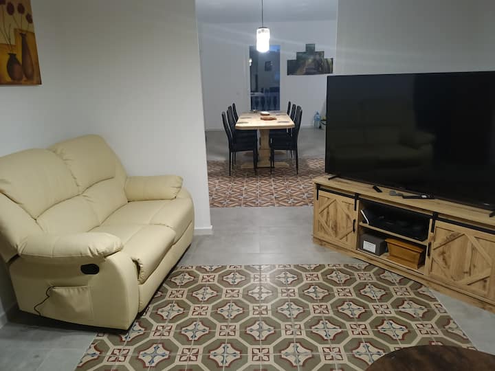 Licenced Traditional Spanish Village Home Retreat - Monserrat