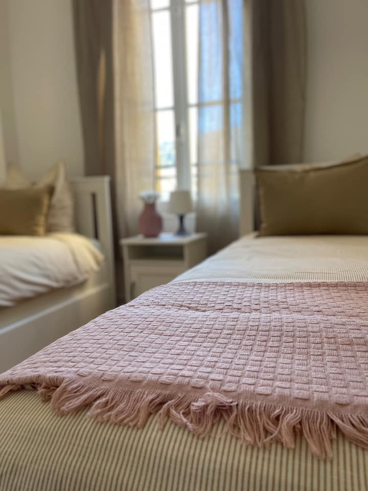 Spavaća soba 1