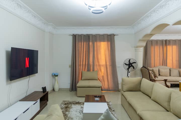 Stylish Duplex Apartment With Side Nile View - Caïro