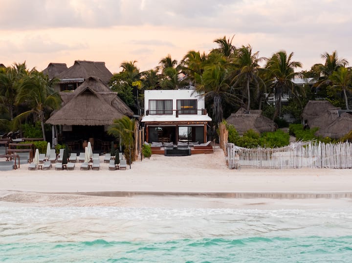 Private Beach Oasis | Chef • Butler • Top location