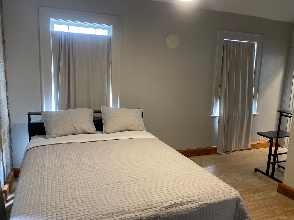 Брачен кревет (широк 150 - 179 см) 