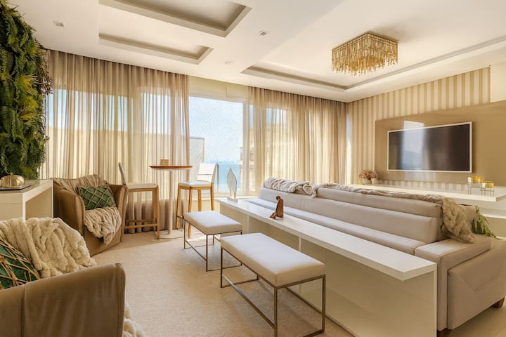 Ocean Soul House — Luxury, Sea View & Breakfast