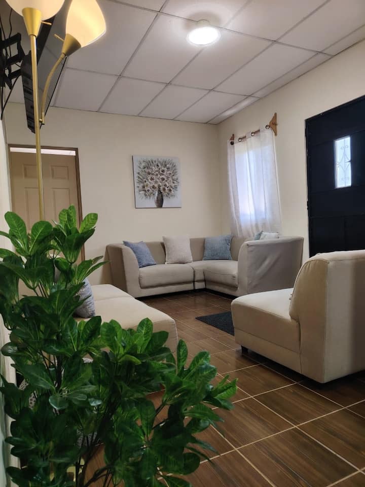 Casa De Campo - San Cristóbal Verapaz