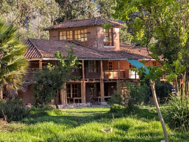 Casa de Campo Hacienda Antapacha (country house)