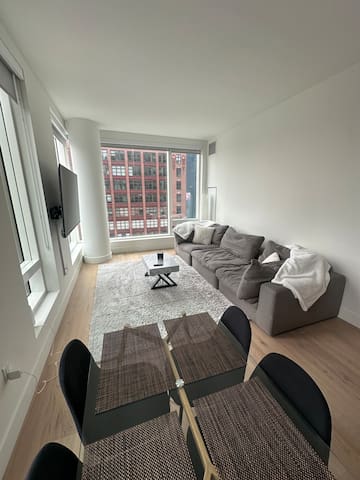 Times Square condo 2bed 2bath gallery image 2