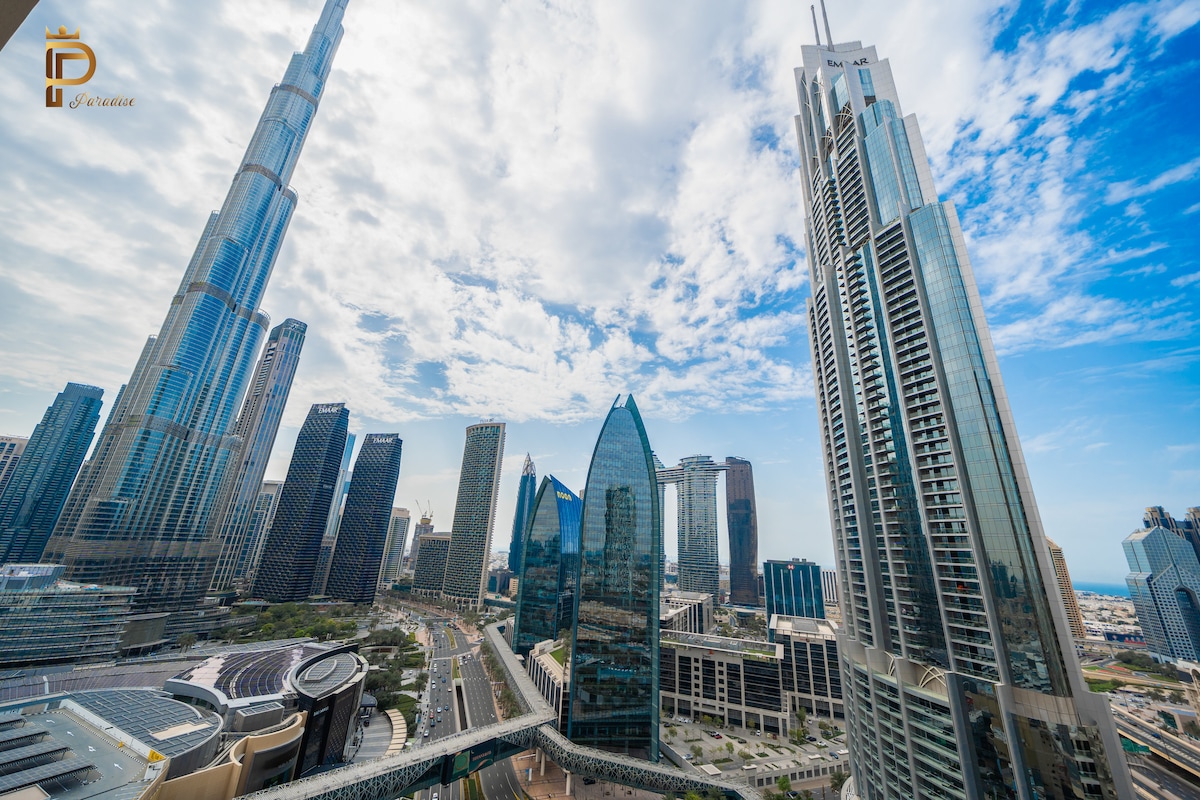 Studio Furnished Apartment with Burj Khalifa View — photo 4