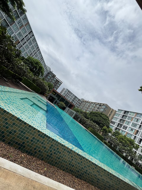 Dcondo sign Chiang Mai holiday special weekly and monthly discounts