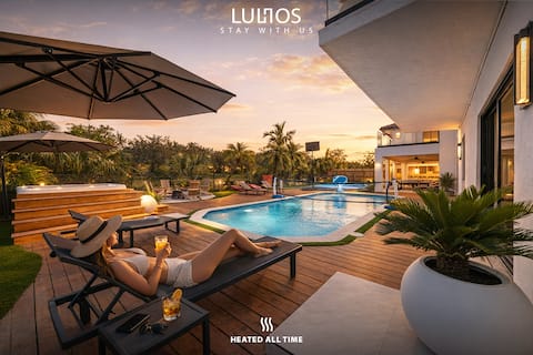 Luxury 11BR Mansion • Gym/Spa/Sauna/& Sunset Views