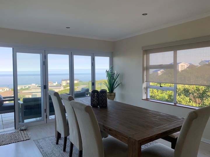 Spacious Scenic 4bed Home@ Pinnacle Point - Mossel Bay
