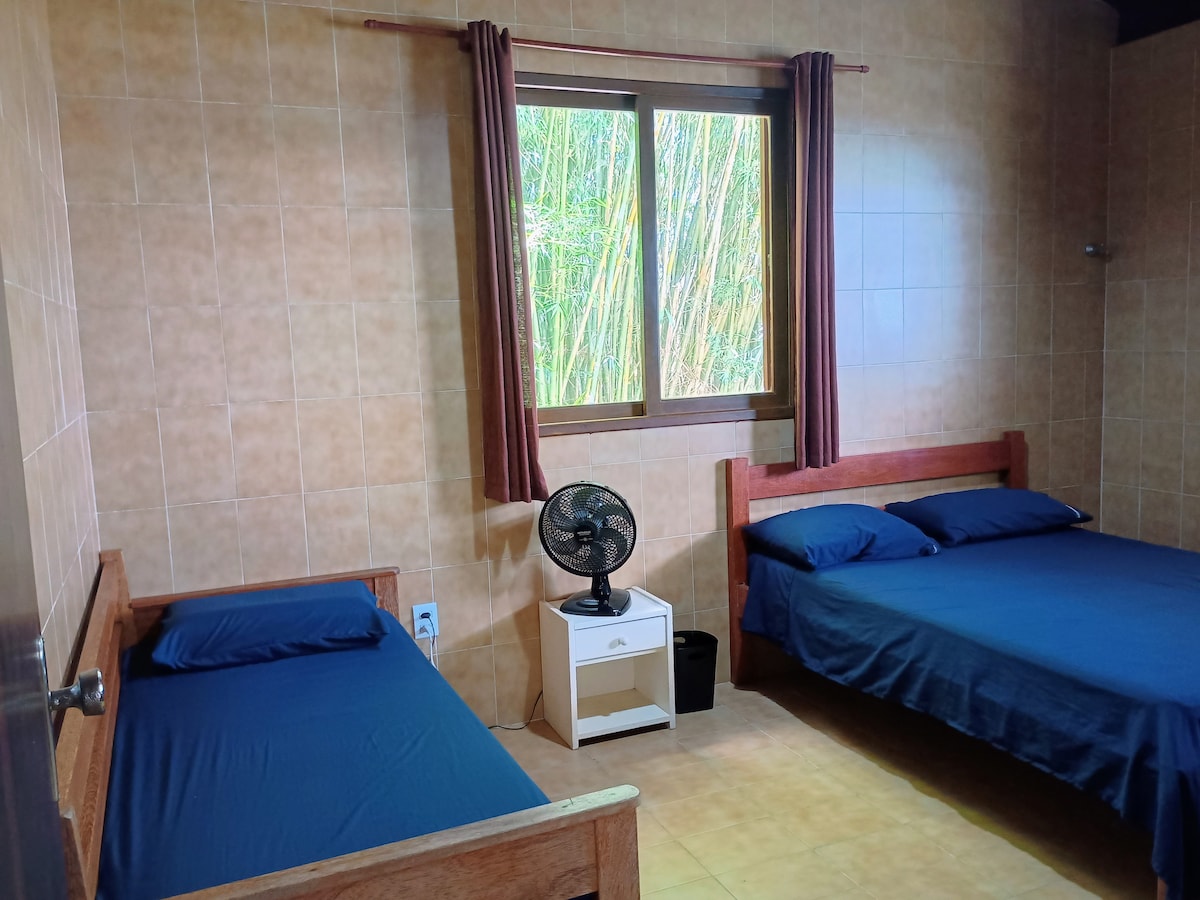 غرفة النوم 2