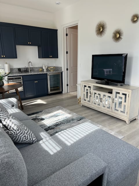 Top performing Airbnb: Welcome to our Guest House! in Sacramento / Roseville / Folsom