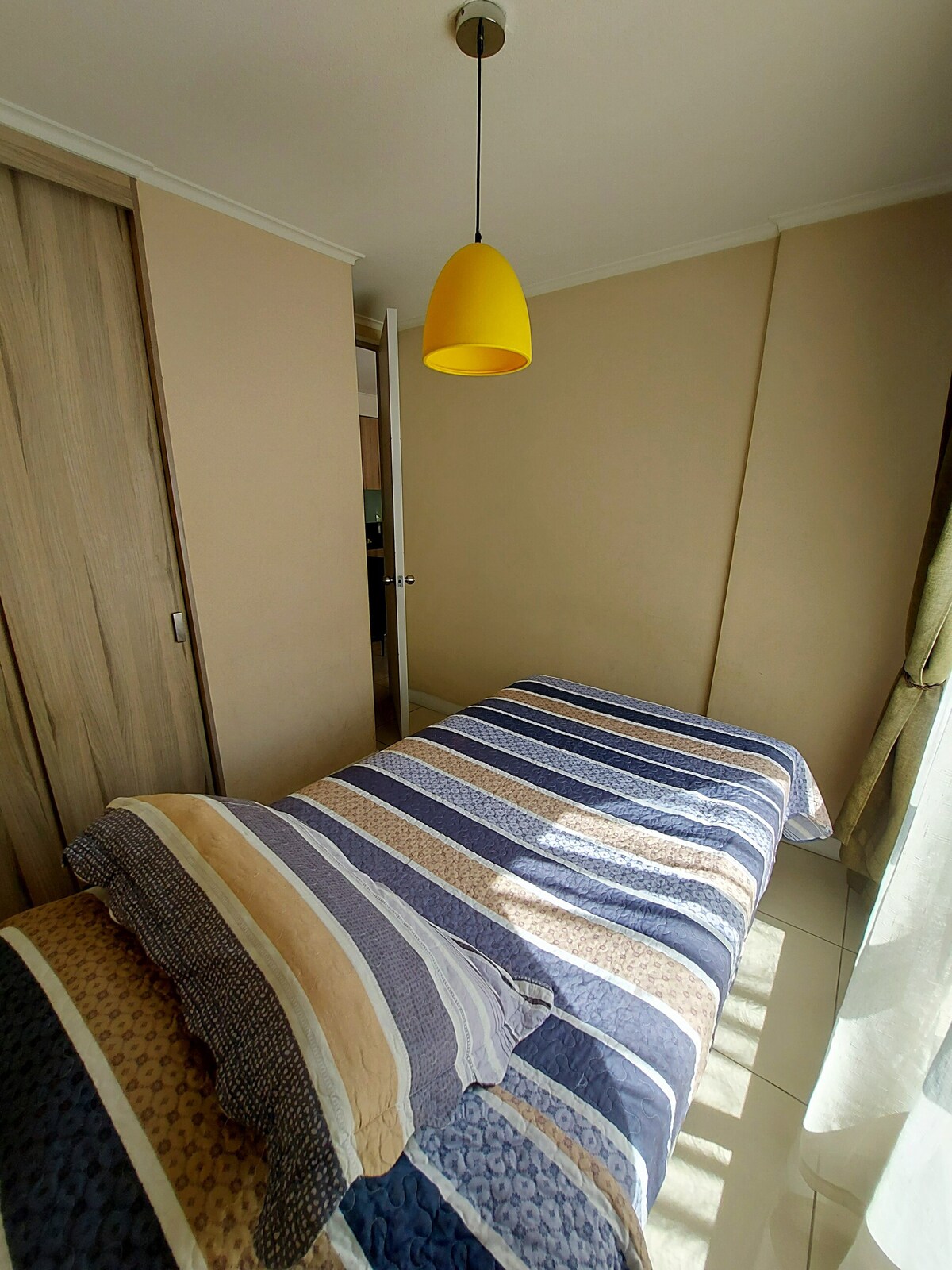 غرفة النوم 2