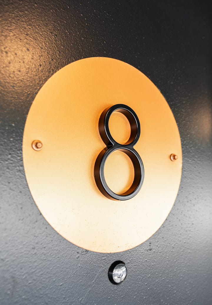 Lincoln Boutique Motel- Upper Deluxe King #8 - Ellicottville, NY