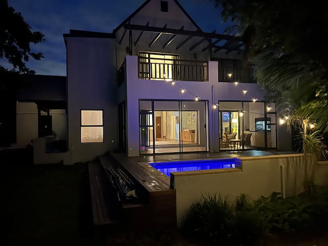 Modern 3 Bedroom house