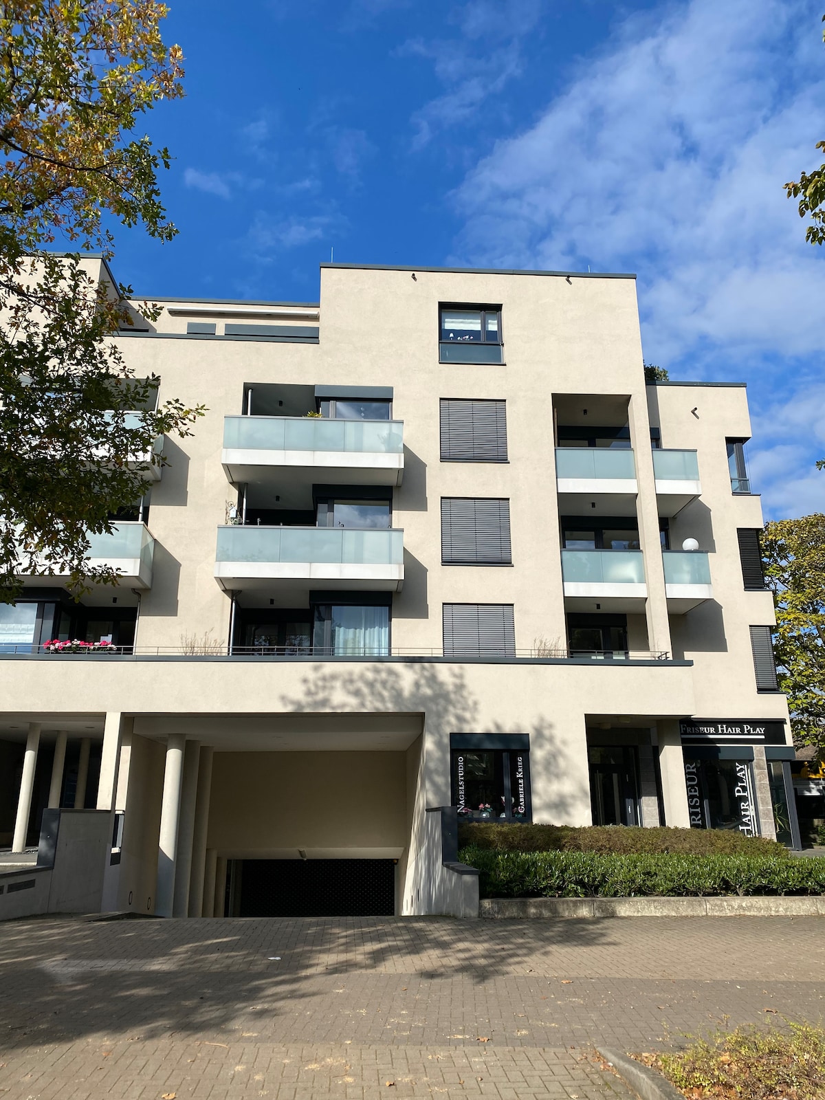 Curated visual reference: Fresh Look at Terra Cotta Apartments Apartments For Rent In Langenhagen