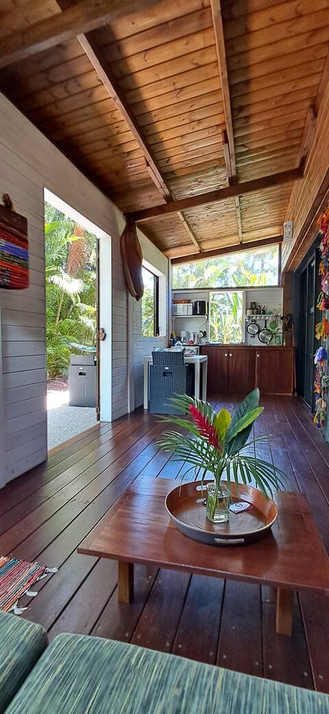 Top performing Airbnb: LARGE GÎTE with sea view near Grande Anse beach! in Réunion