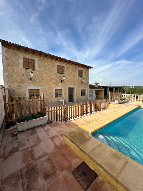 La Caseta Accommodation